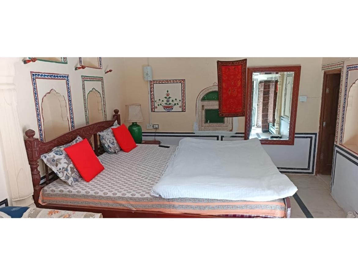 Singhasan Haveli, Mandawa Apartment Exterior photo