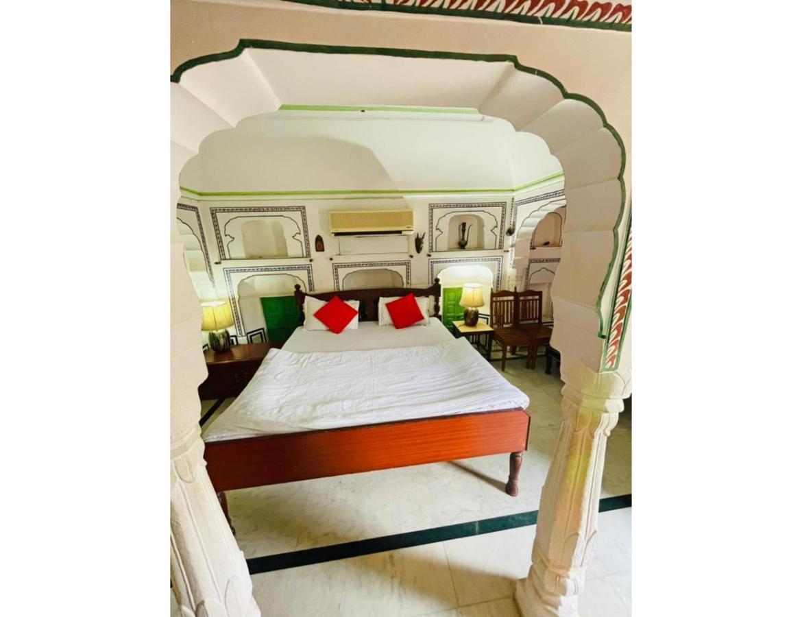 Singhasan Haveli, Mandawa Apartment Exterior photo