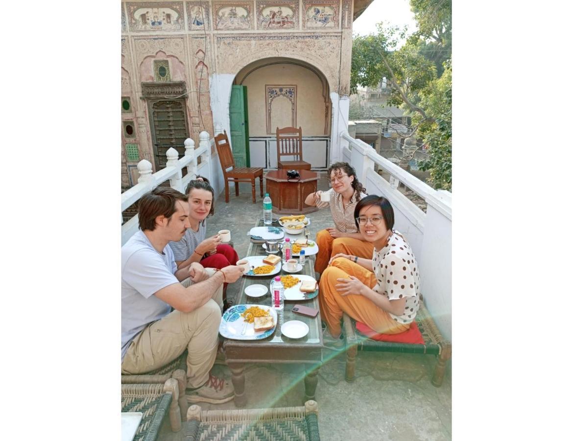 Singhasan Haveli, Mandawa Apartment Exterior photo